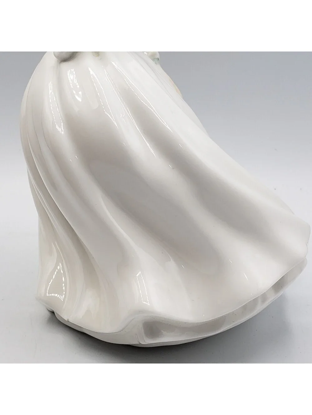 Vintage Royal Doulton Fine Bone China Figurine Jessica HN3169